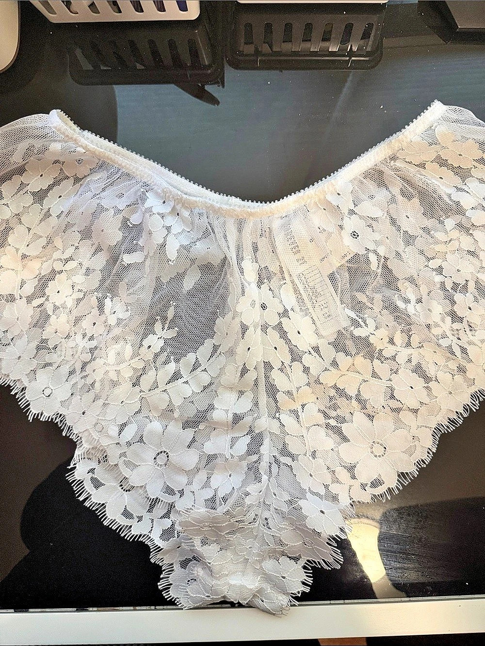 FOREVER 21 Lingerie Panties Floral Lace Panties in Ivory Medium